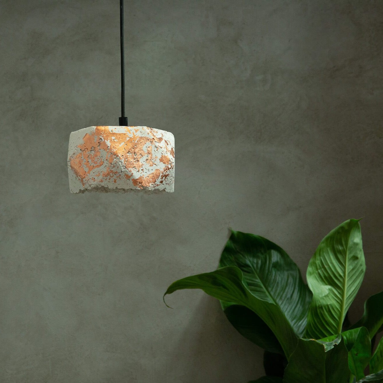 Concrete Crystal Pendant Lamp White/Copper Feather Lite Lamps-Eliteearth