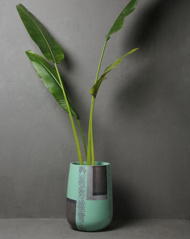 Concrete Parabola Planter -"Cherish " Asian Paints Colour of the year 2021 Collection-Eliteearth
