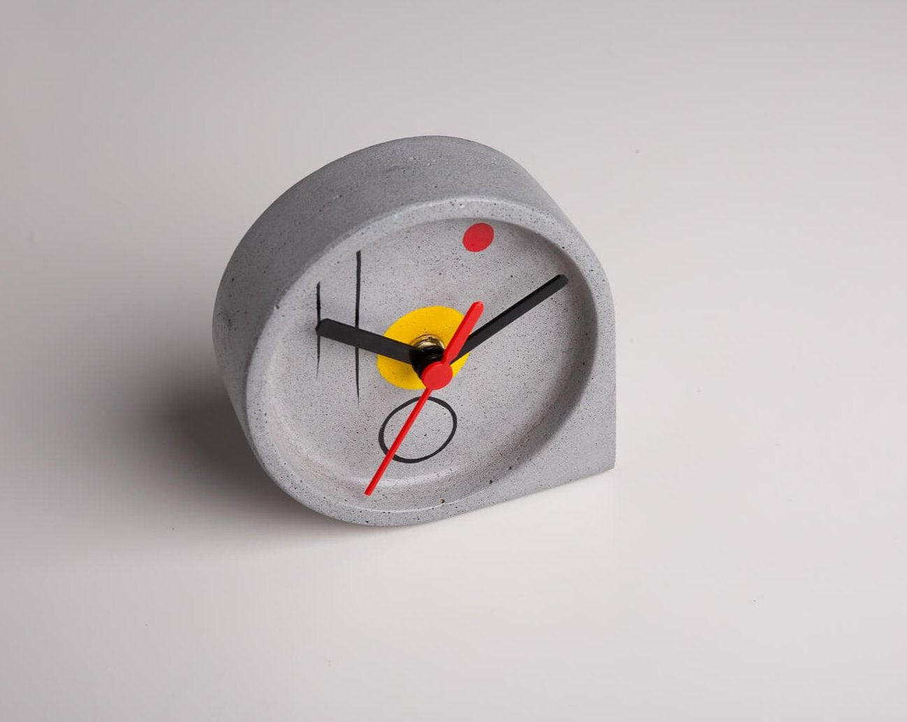 Concrete Q Tabletop Clock Grey Avant Garden Collection-Eliteearth