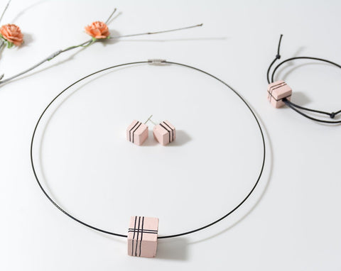 Peach Handpainted concrete chord Necklace ,Bracelet and Earing Set - Eliteearth